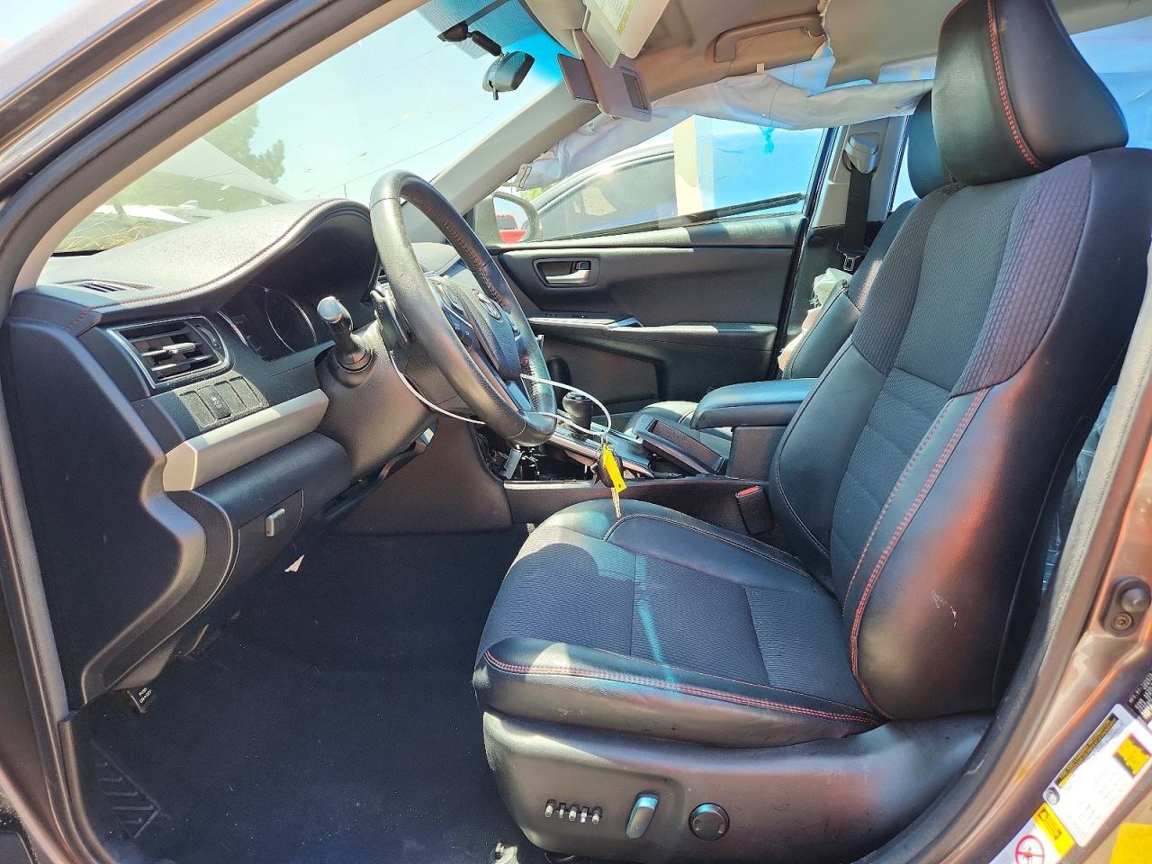 Toyota Camry Se