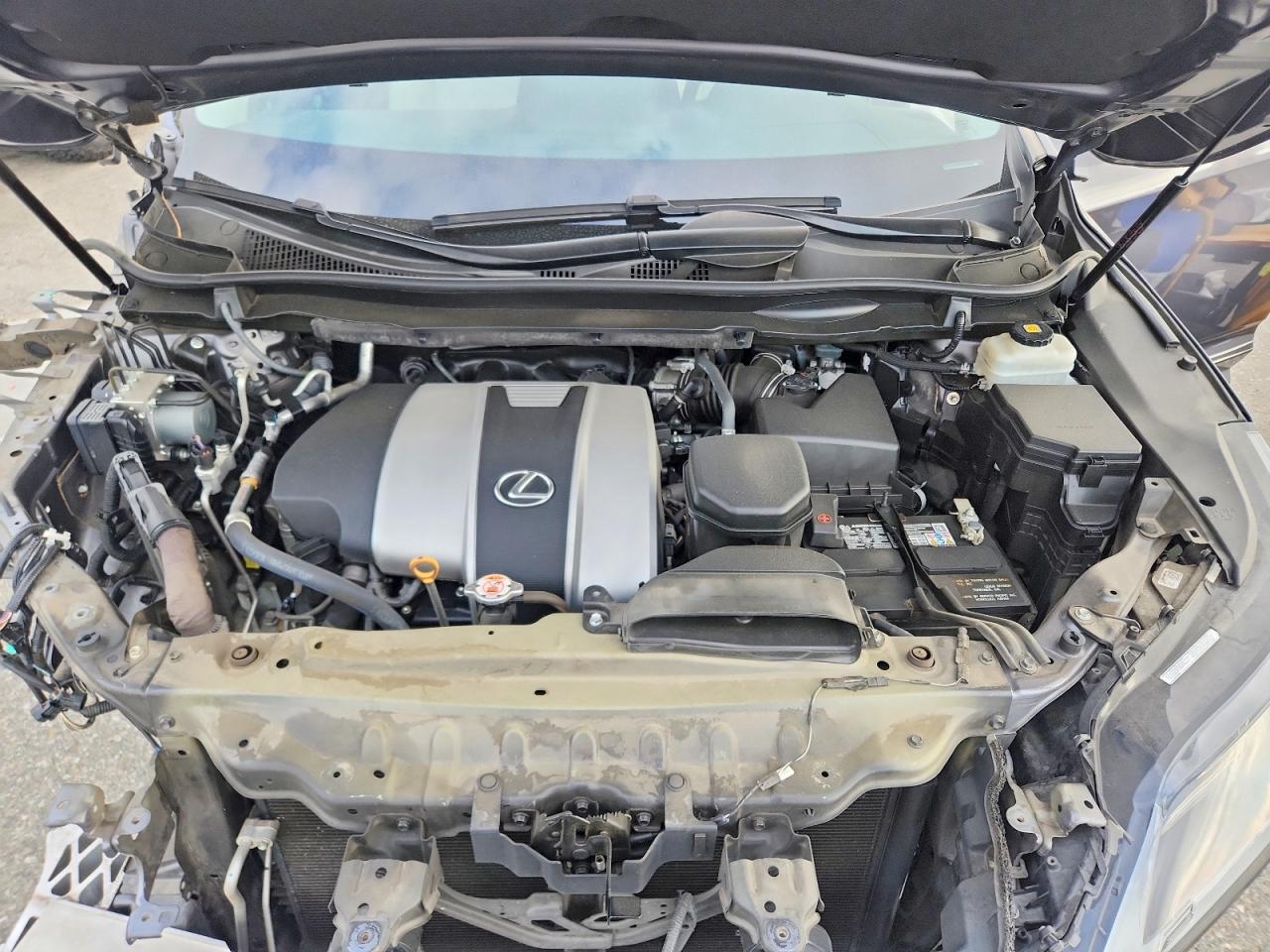 Lexus RX Base