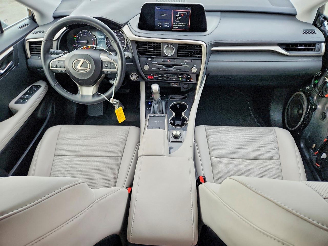 Lexus RX Base