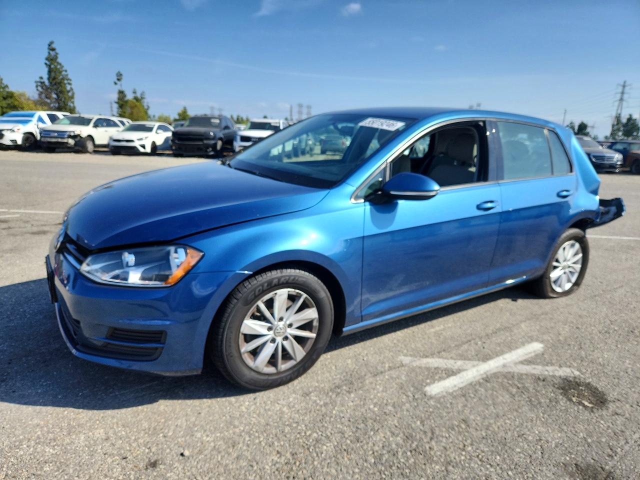 Salvage Volkswagen Golf Image