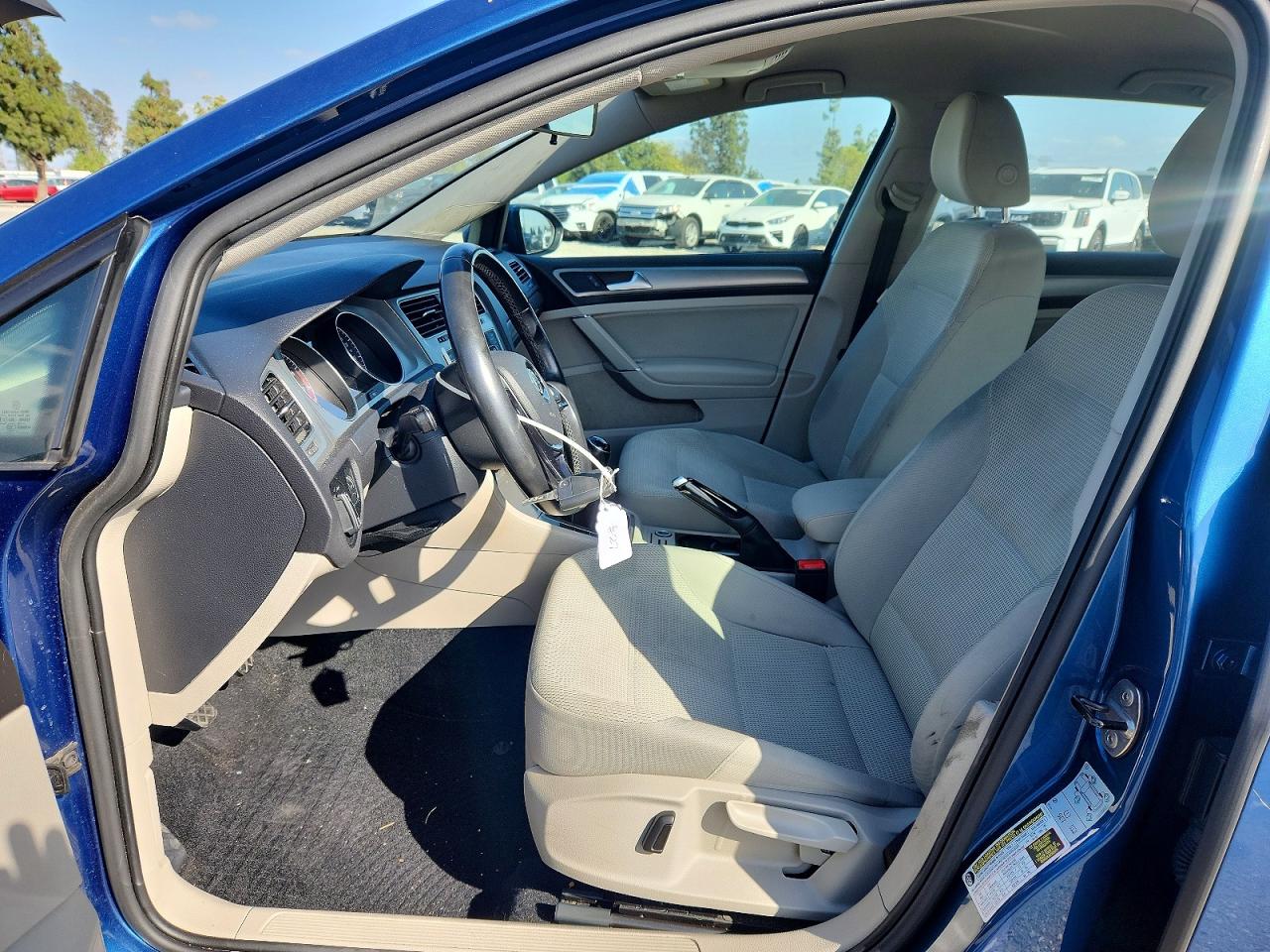 Volkswagen Golf S