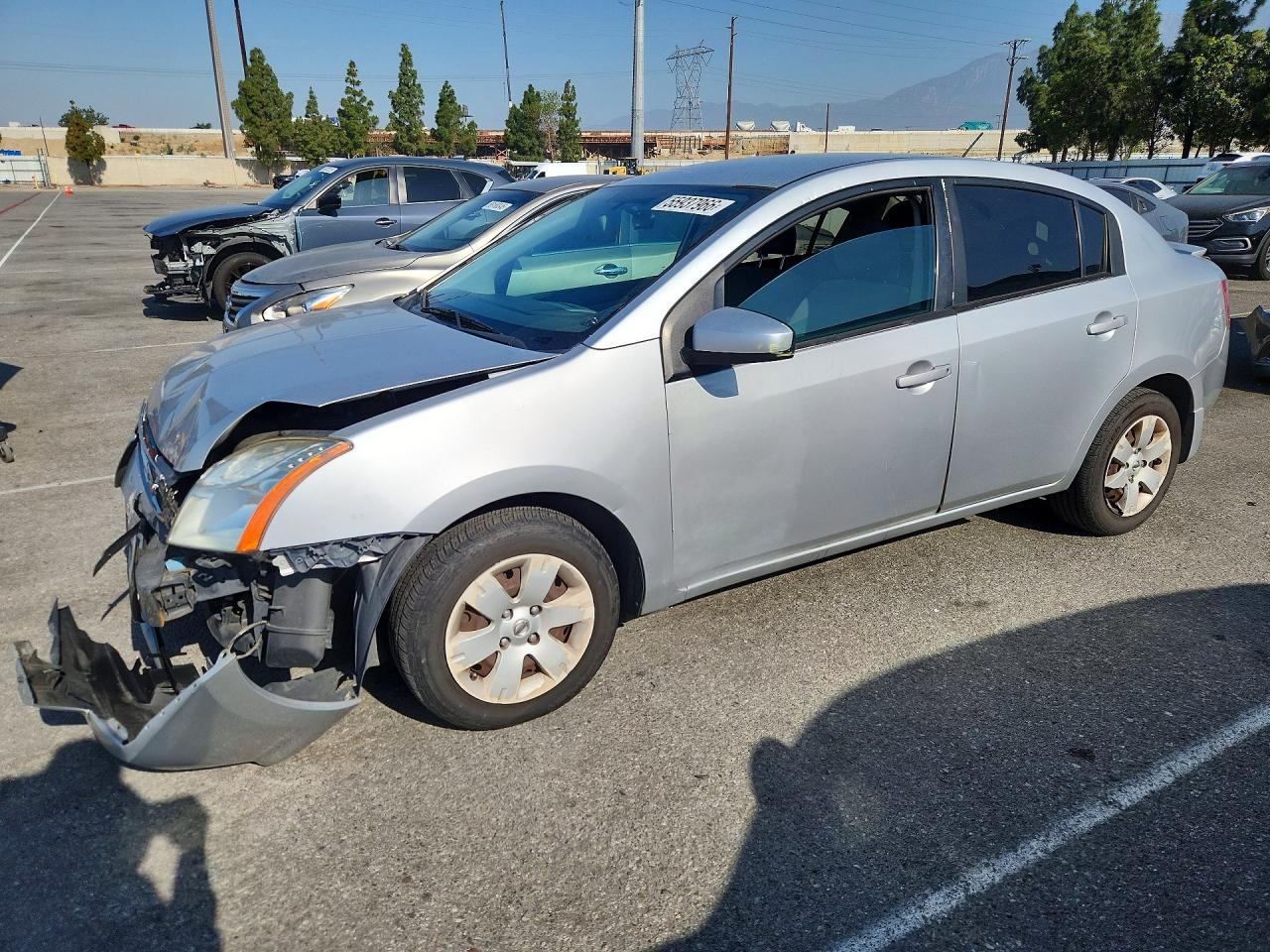 Salvage Nissan Sentra Image