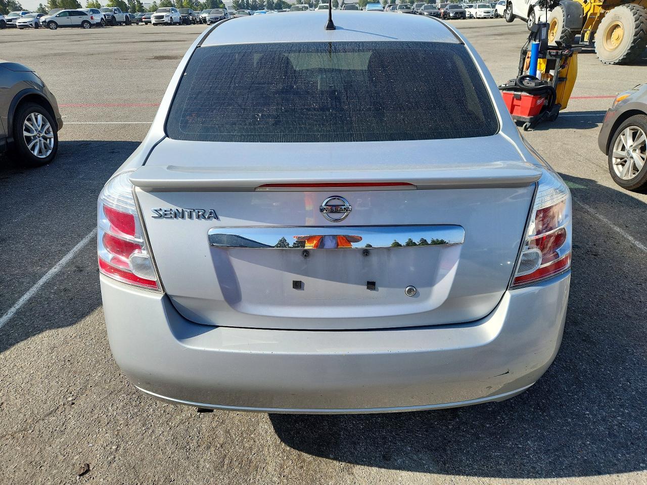 Nissan Sentra 2.0