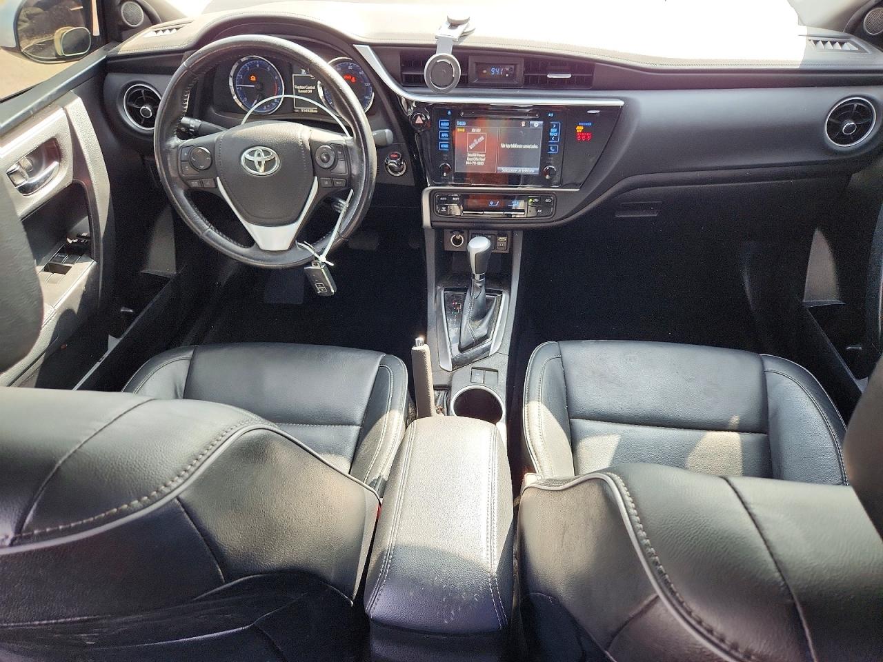 Toyota Corolla Xle
