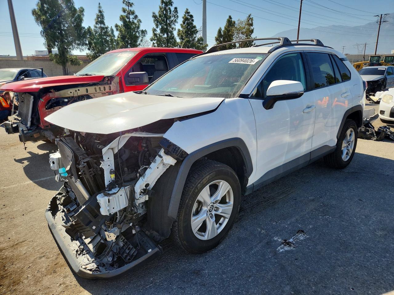 Salvage Toyota RAV4 Image