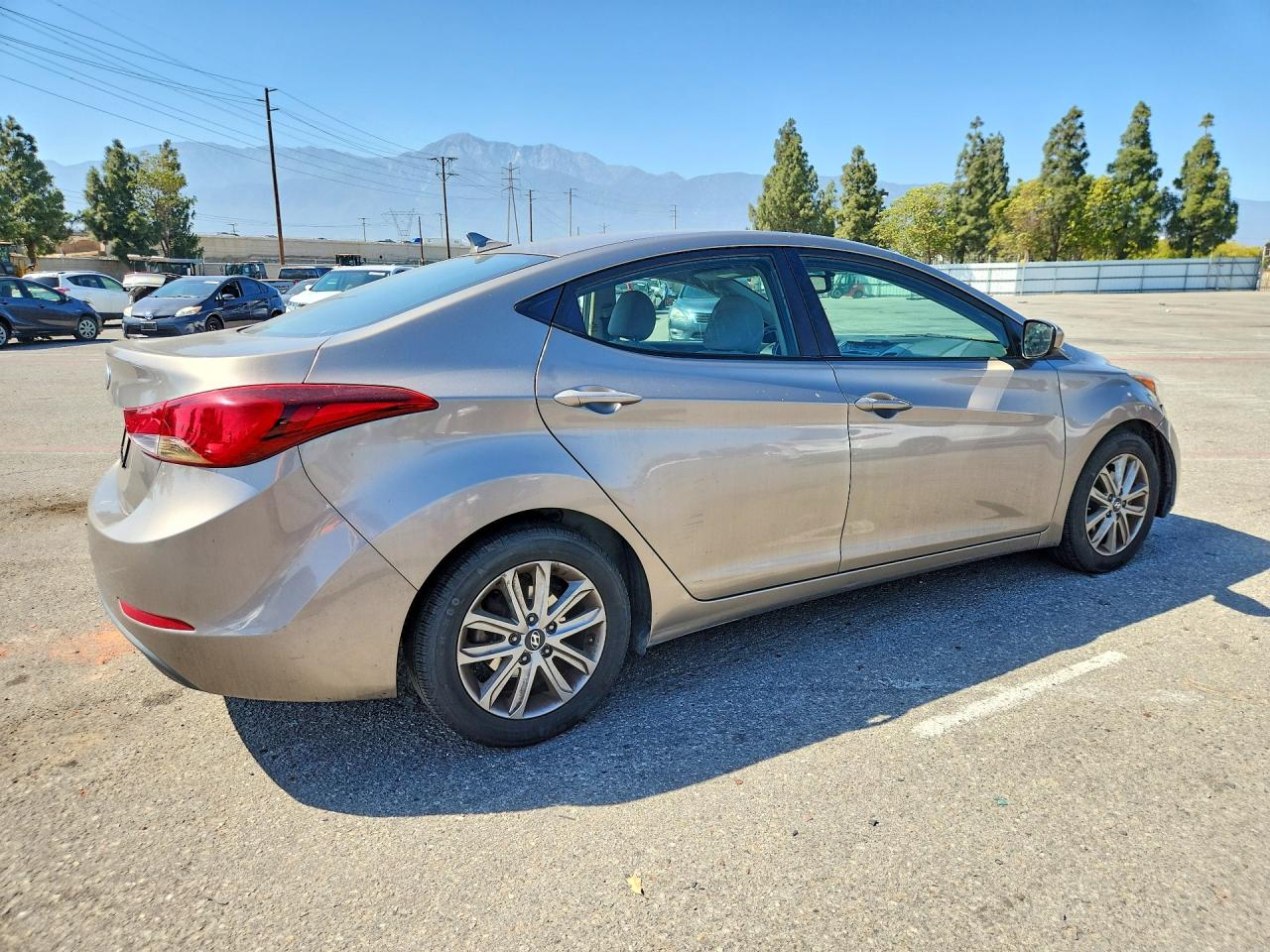 Hyundai ELANTRA Se