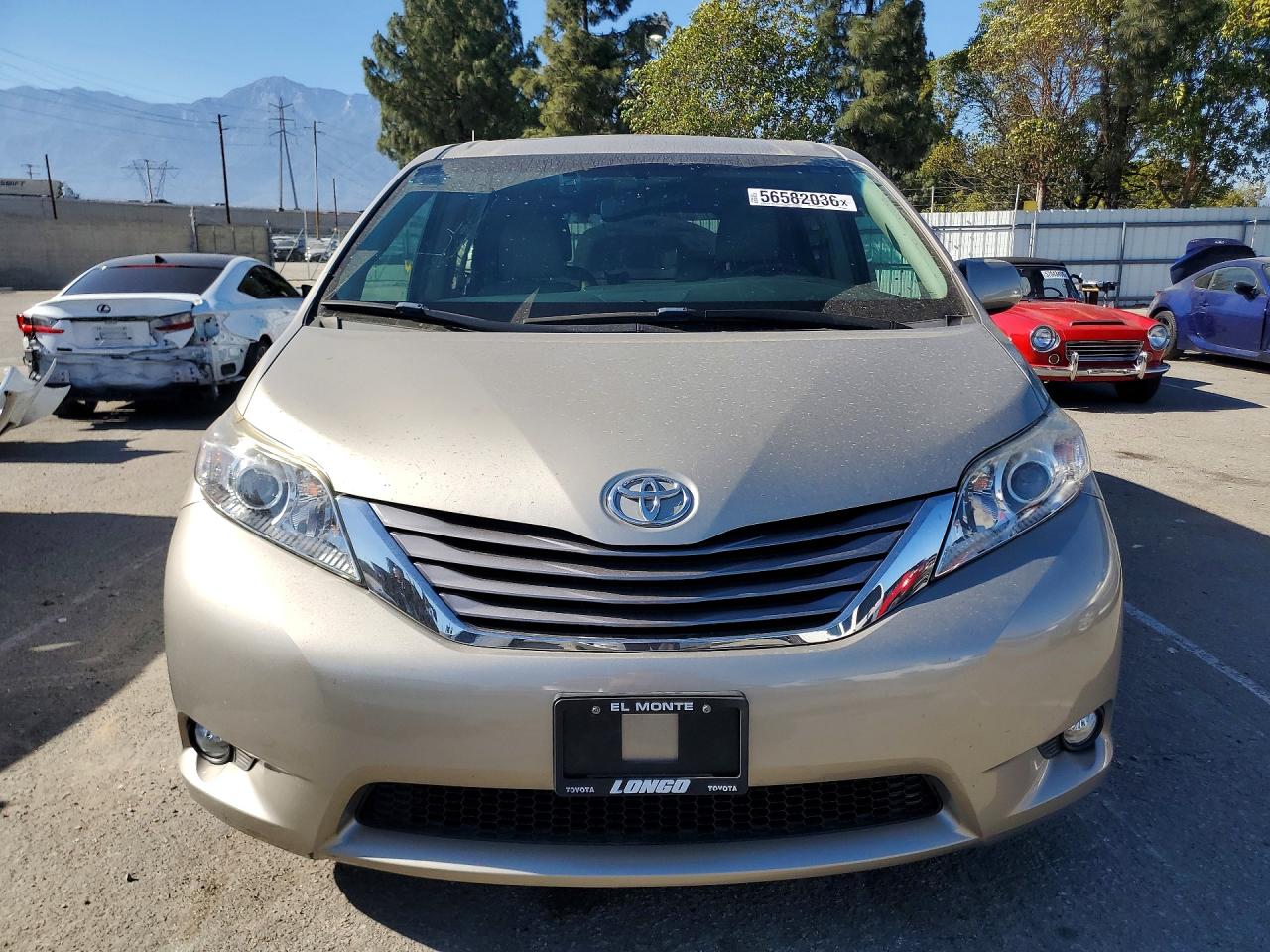 Toyota Sienna Xle 8-passenger
