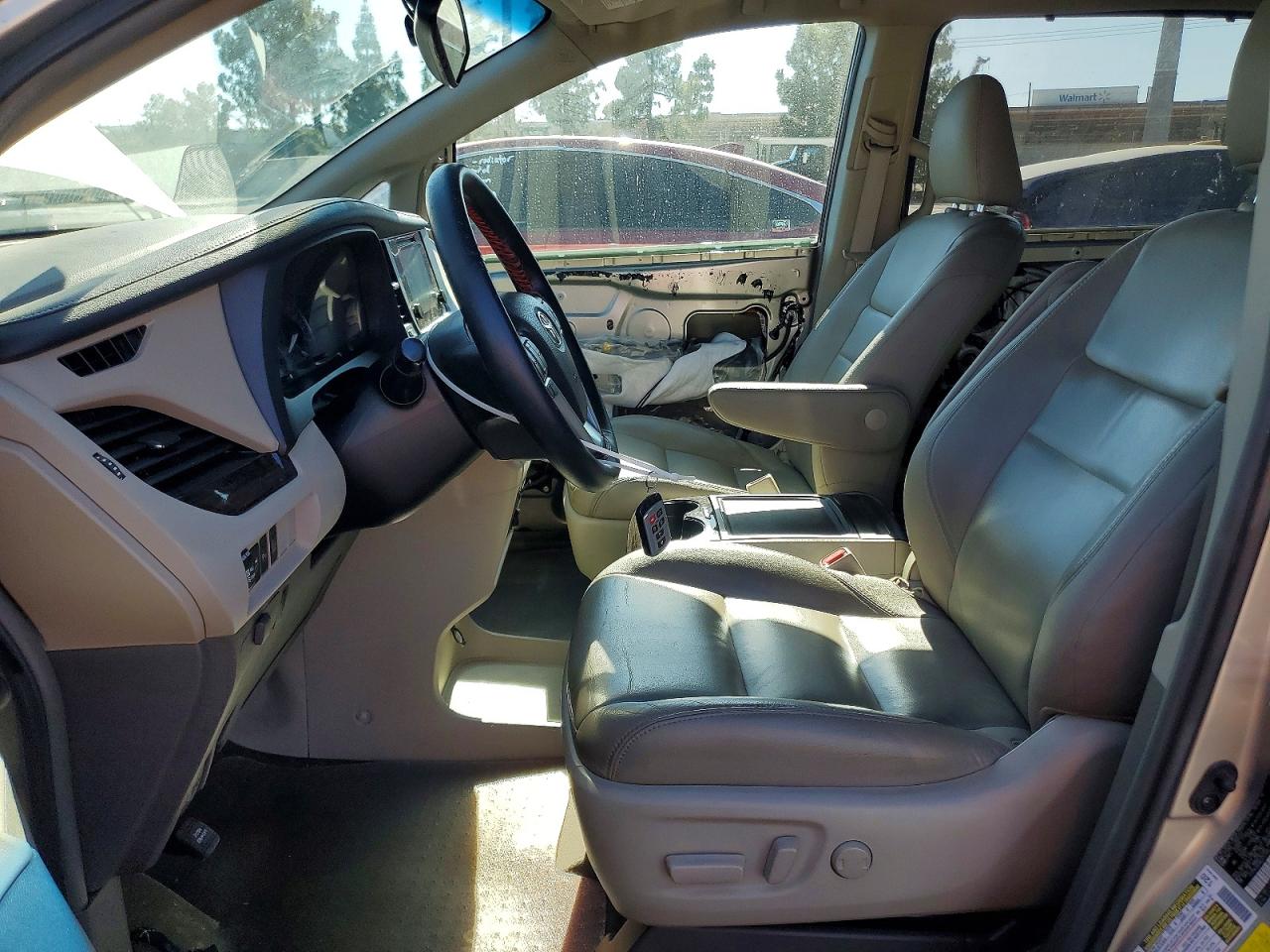 Toyota Sienna Xle 8-passenger