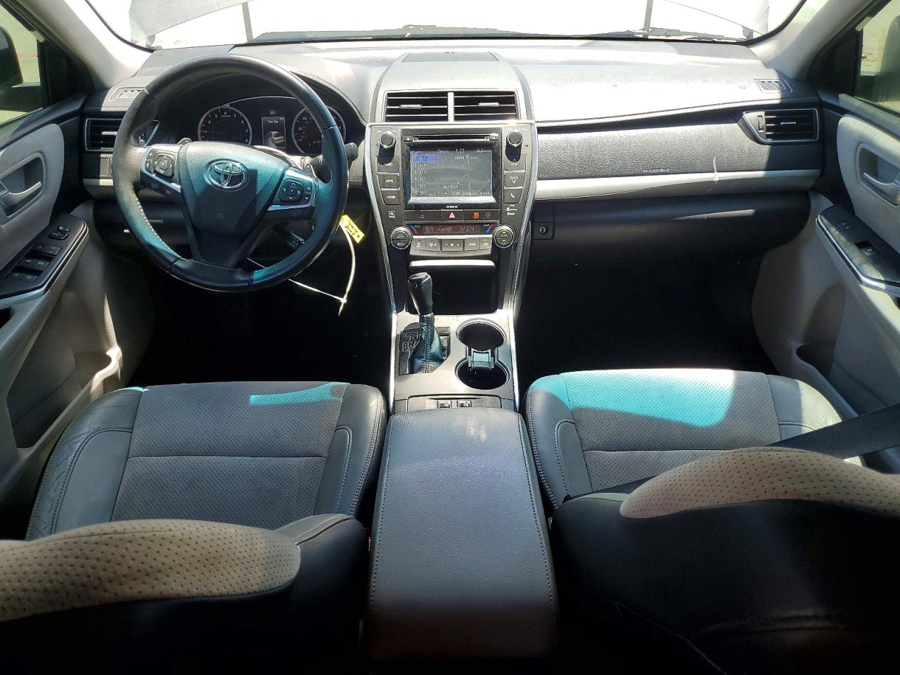 Toyota Camry Xse