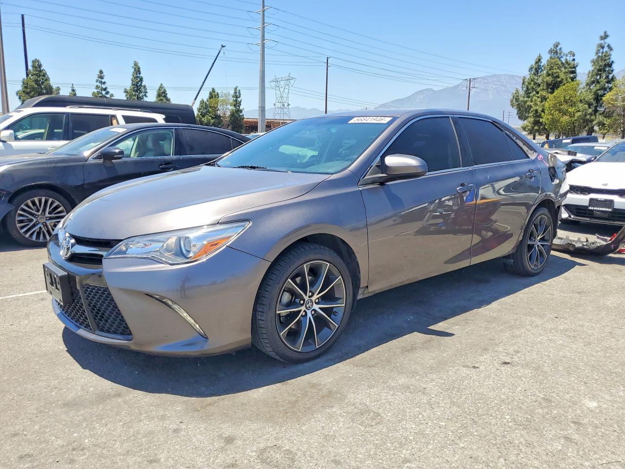 Salvage Toyota Camry Image