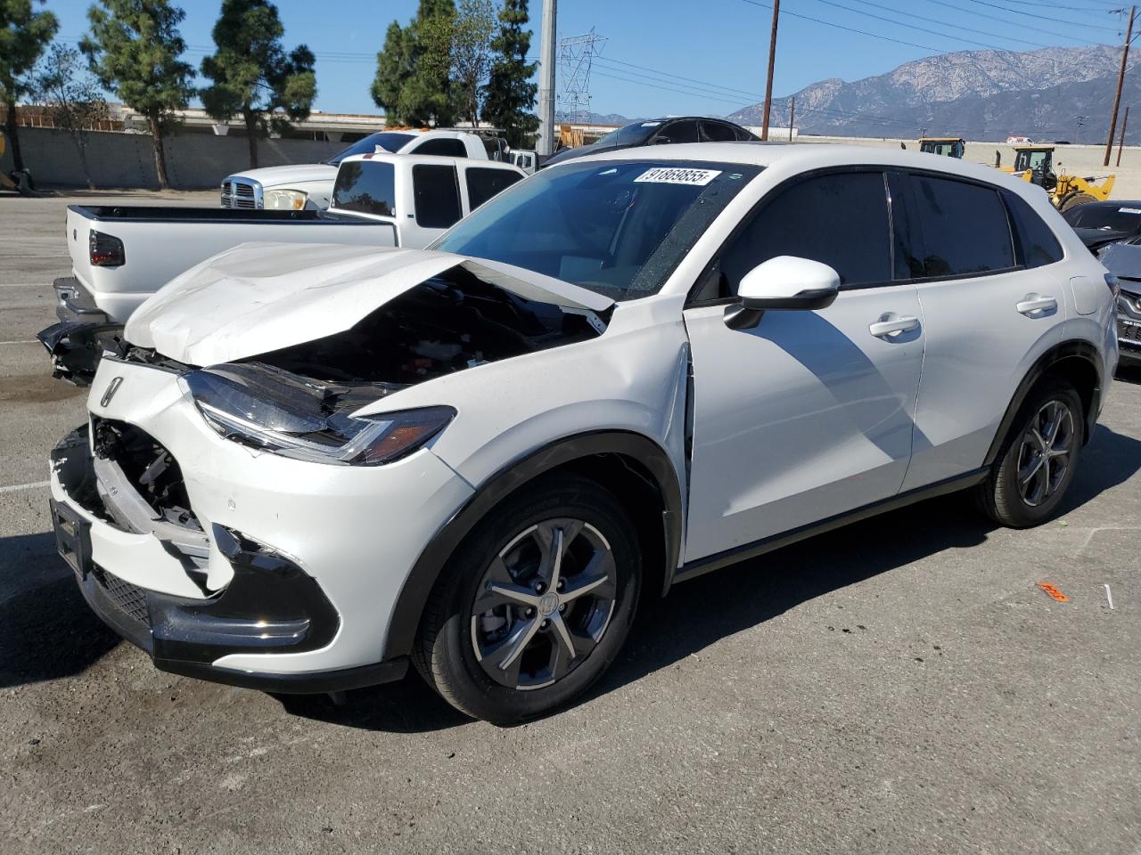 Salvage Honda HR-V Image