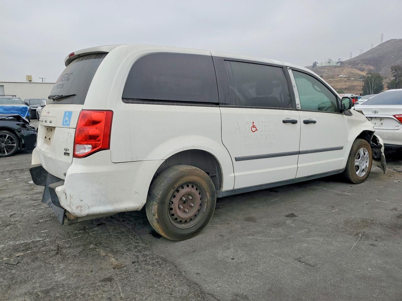 Dodge Caravan C