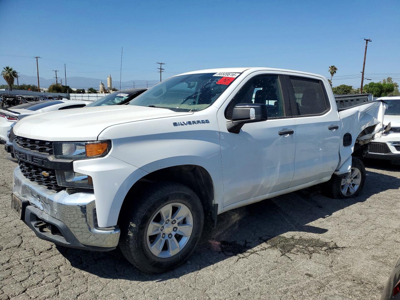 Salvage Chevrolet Silverado Image