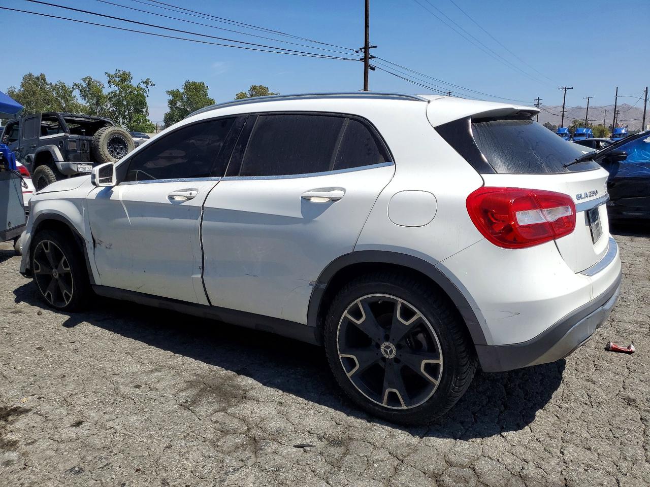 Mercedes-Benz GLA 250