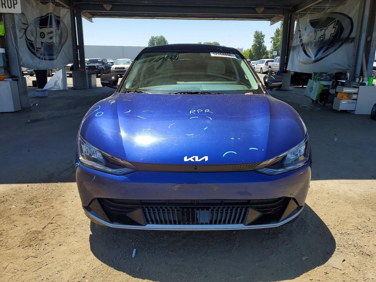 Kia EV6 Wind