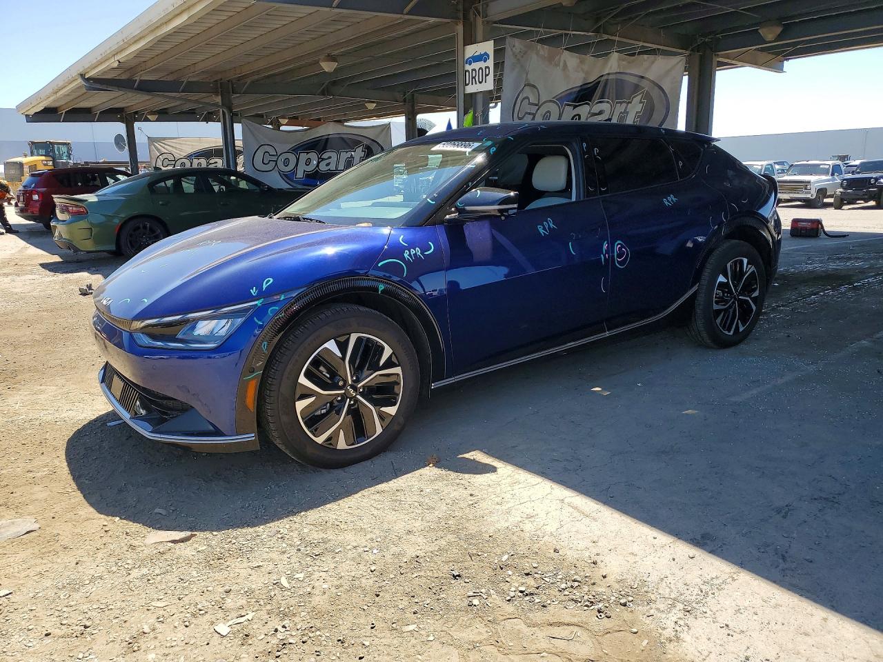 Salvage Kia EV6 Image