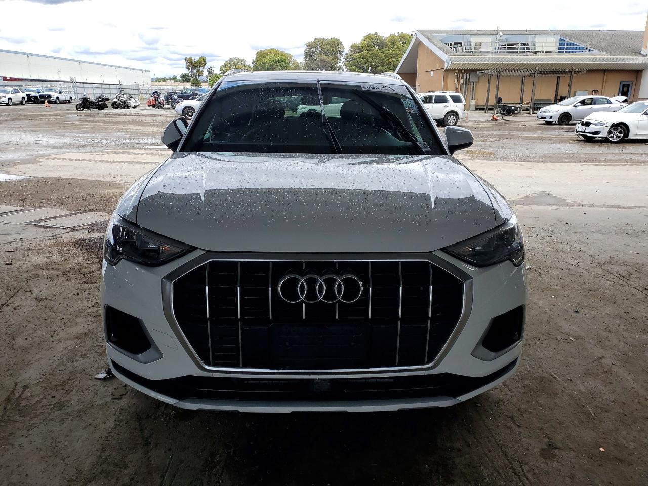 Audi Q3 Premium