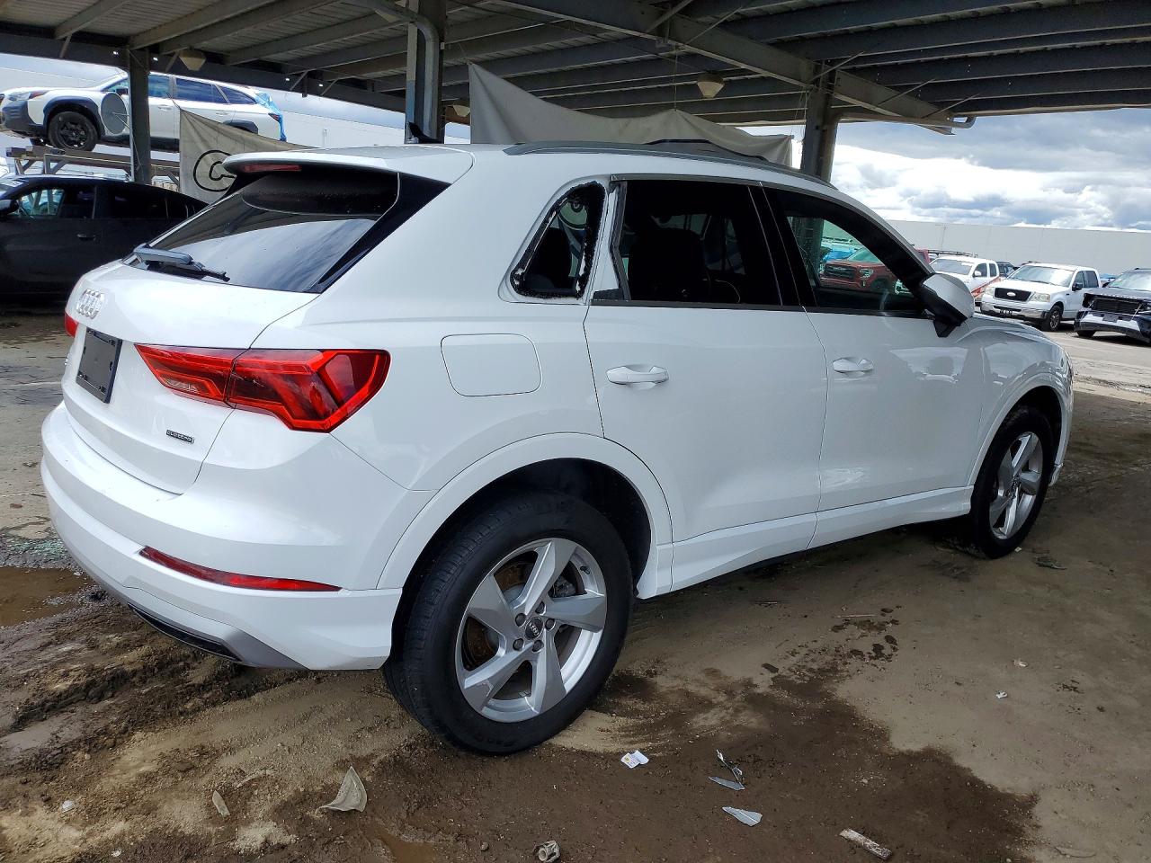 Audi Q3 Premium