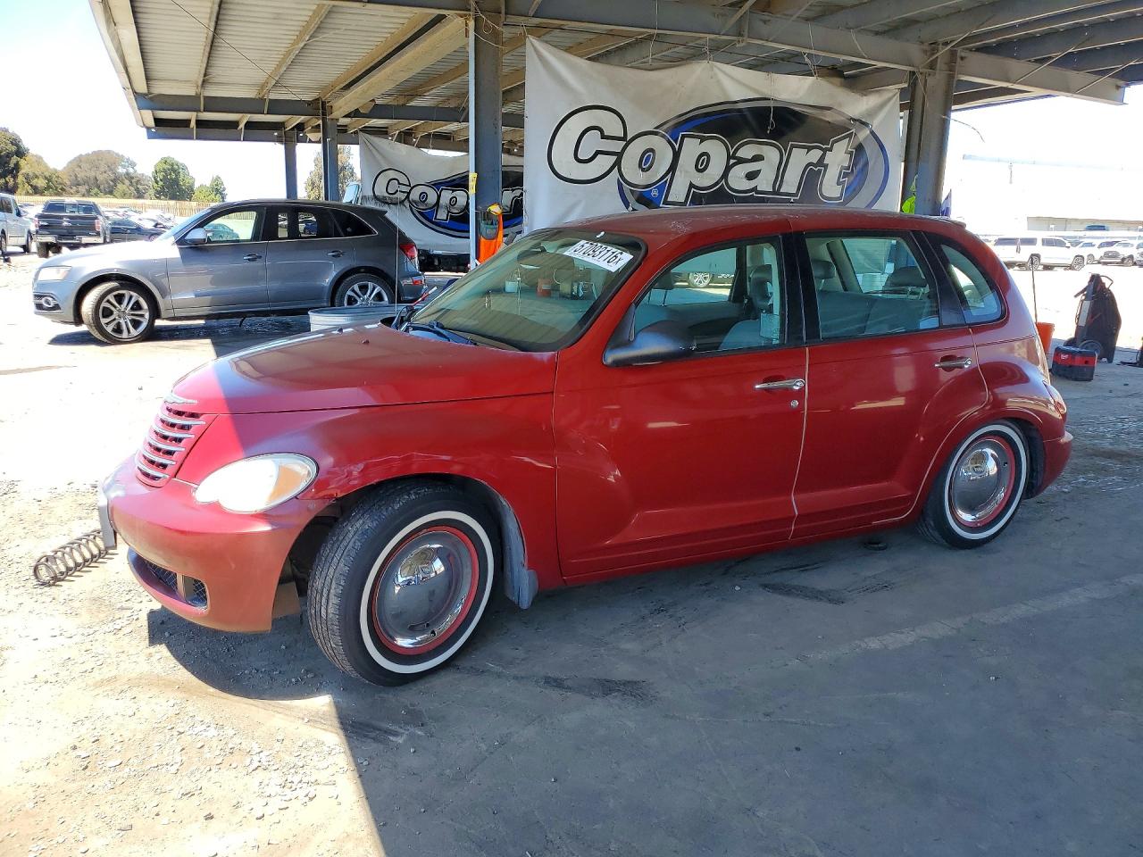 Salvage Chrysler PT Cruiser Image