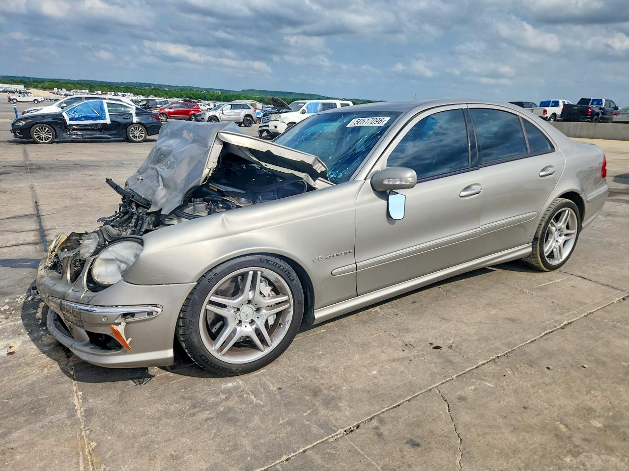 Salvage Mercedes-Benz E-Class Image