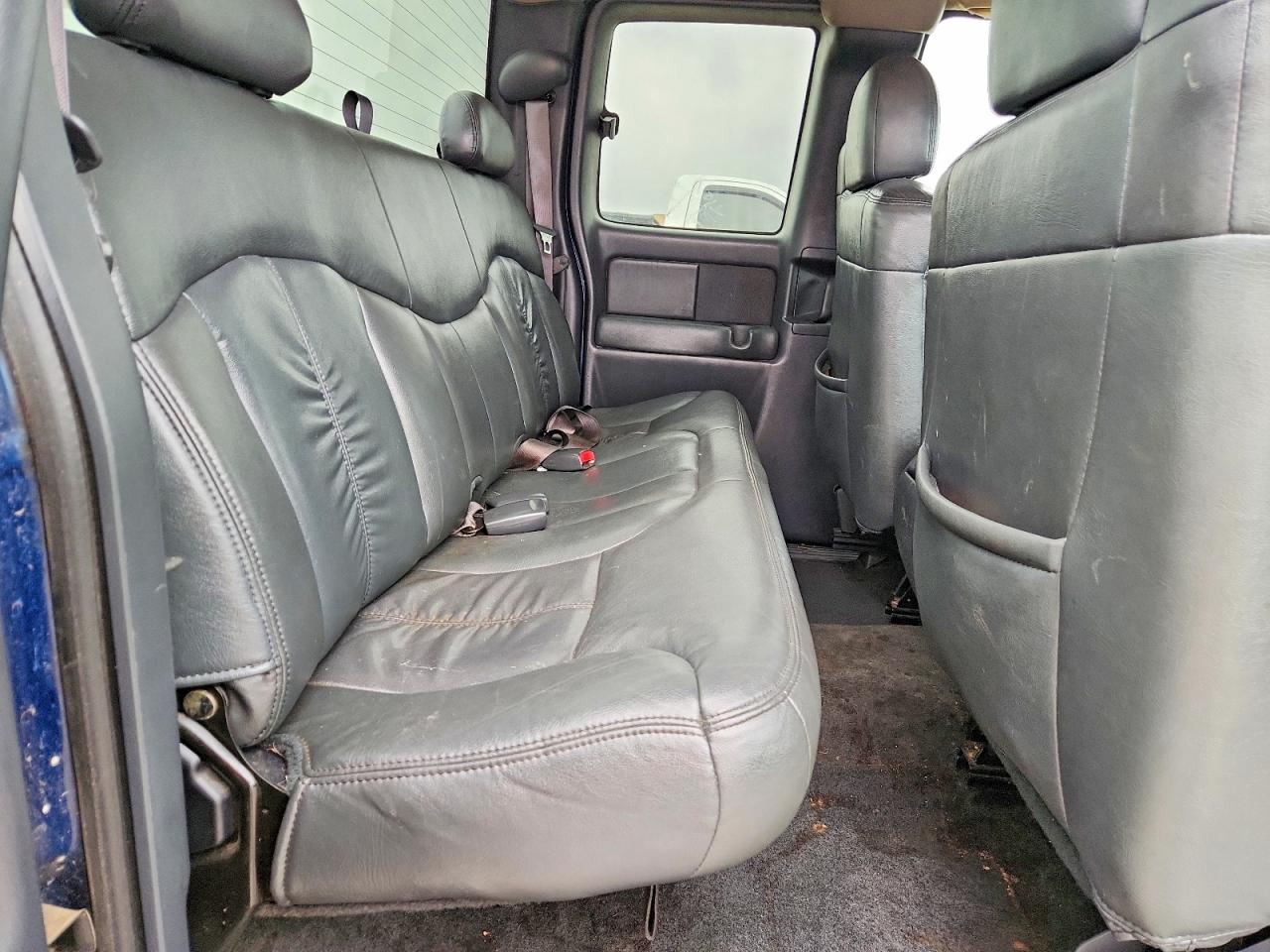 Chevrolet Silverado C1500