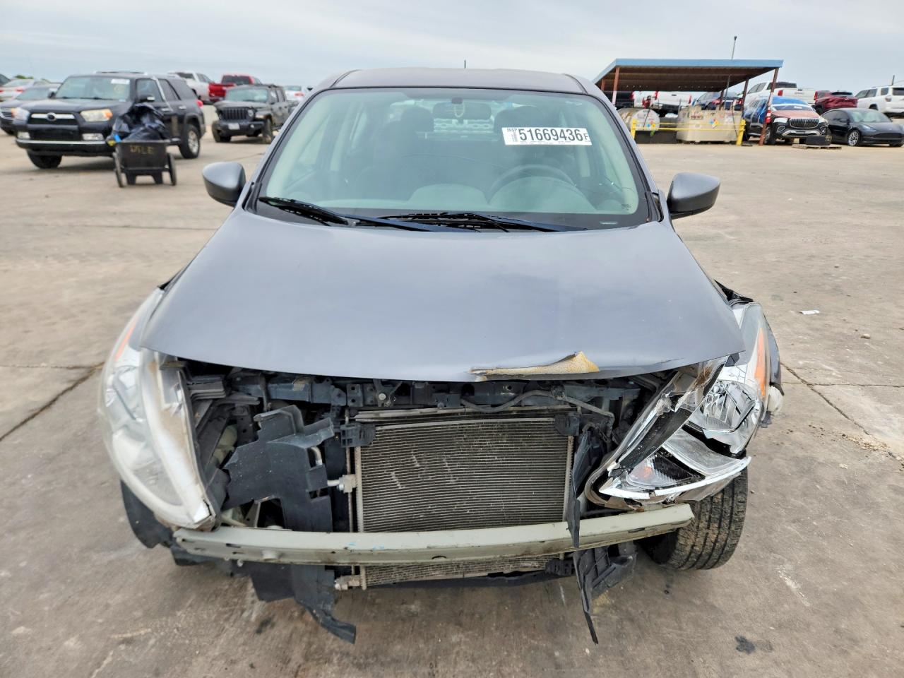 Nissan Versa Sv