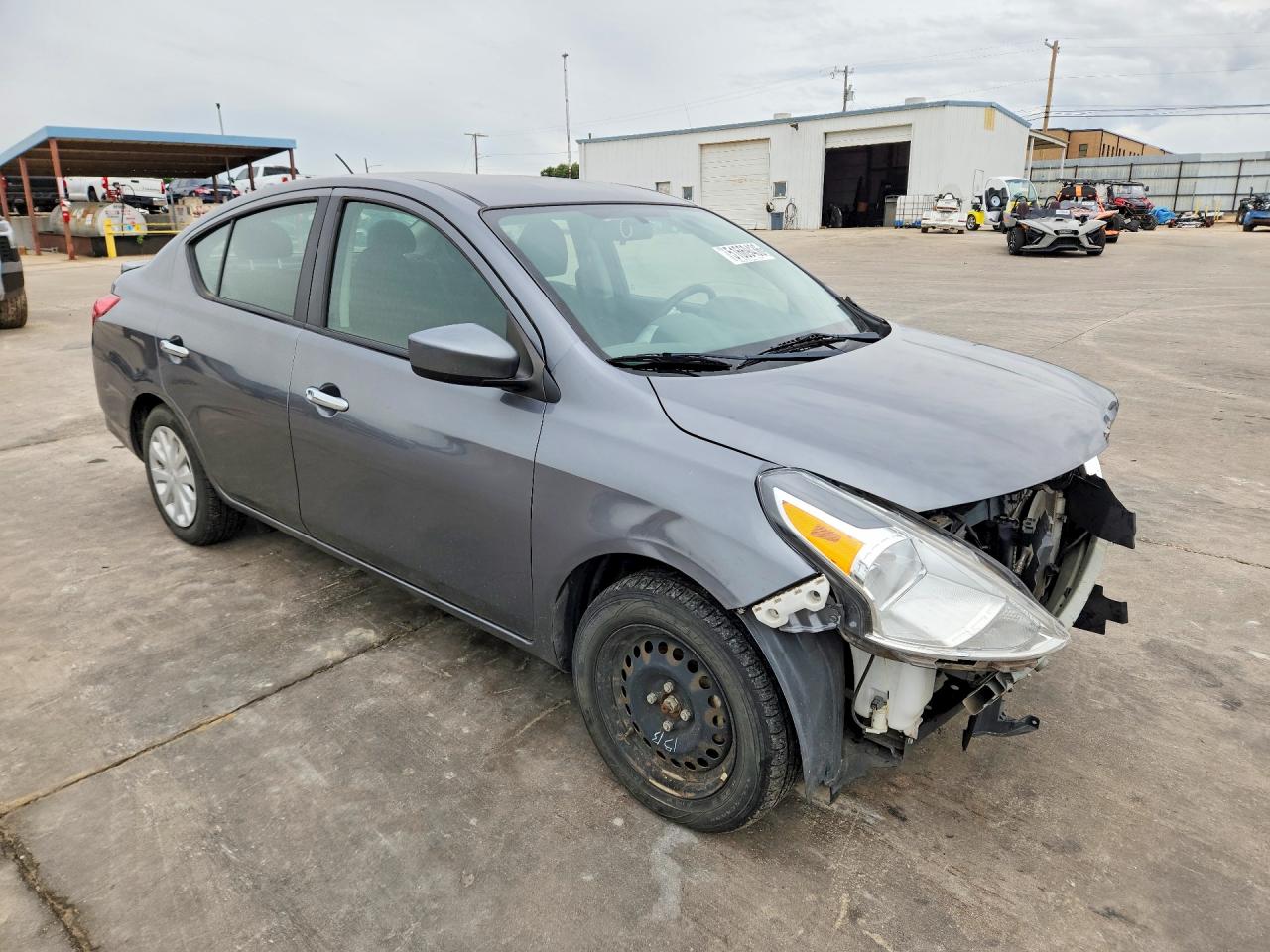 Nissan Versa Sv
