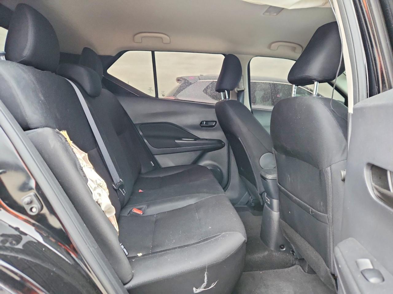 Nissan Kicks Play S