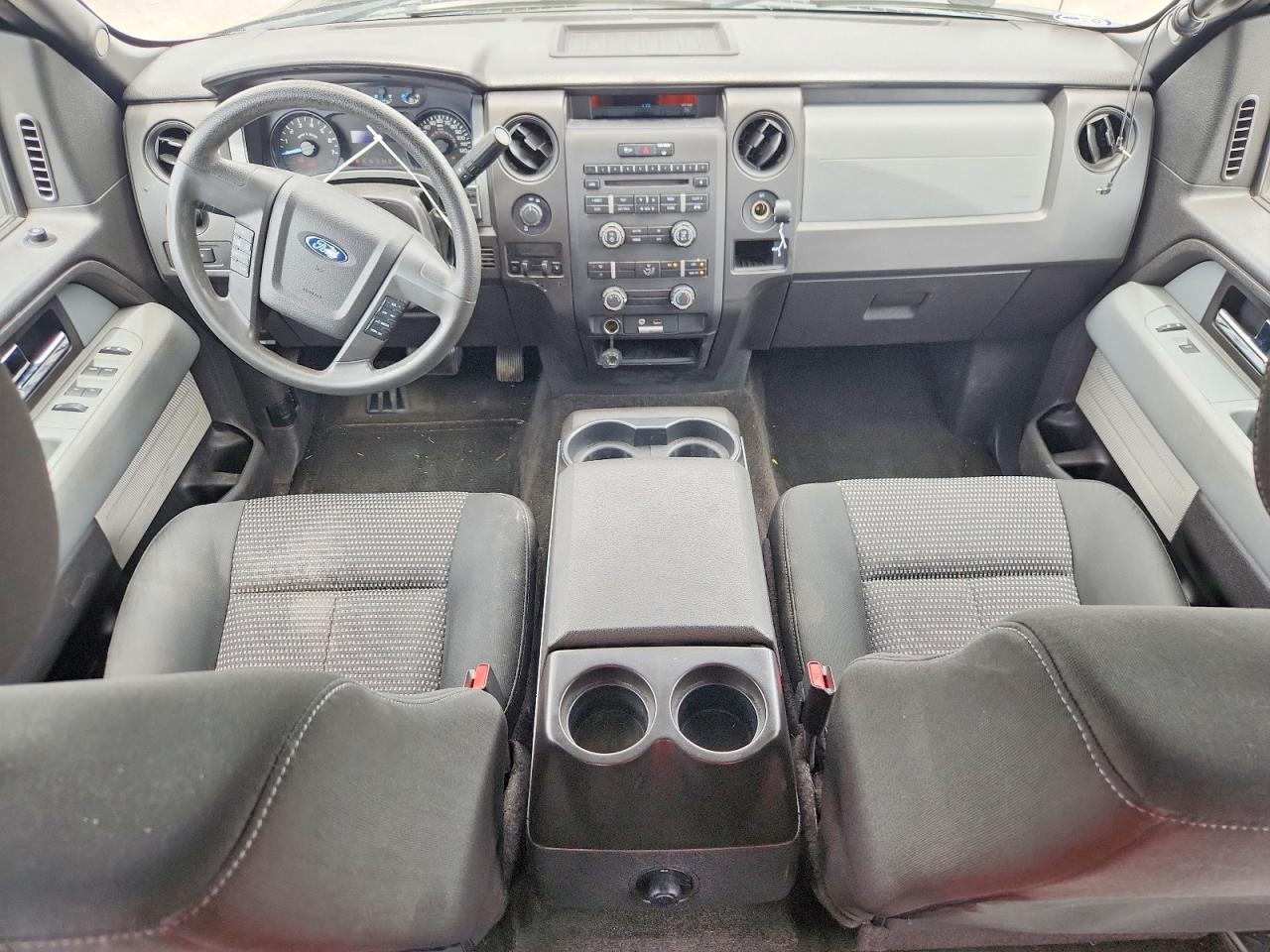Ford F-150 Super Cab