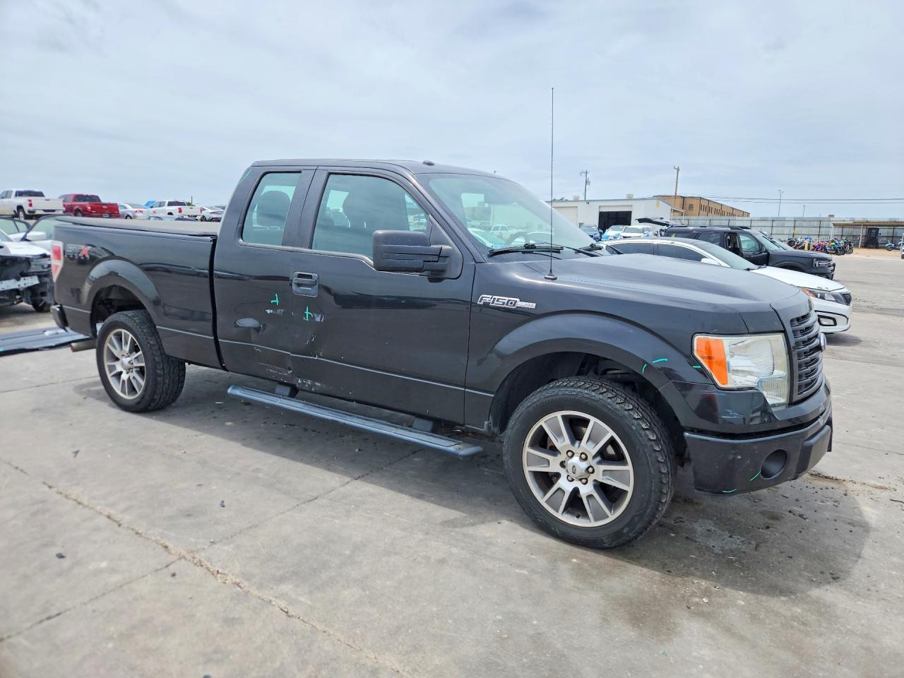Ford F-150 Super Cab
