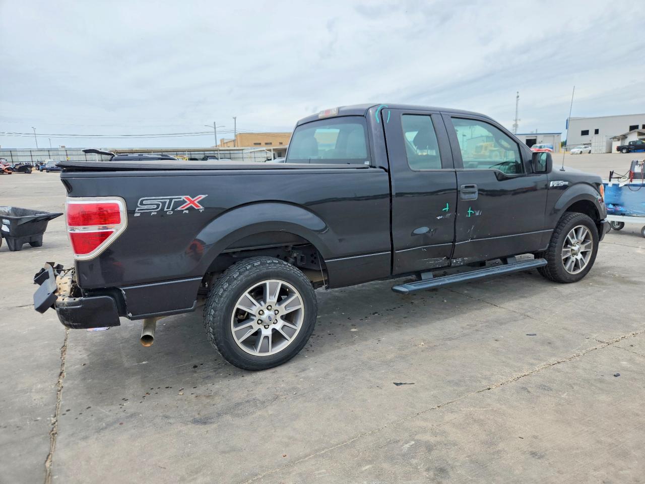 Ford F-150 Super Cab