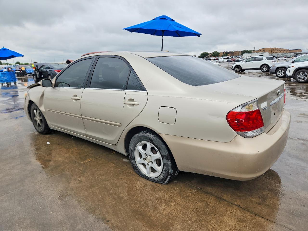 Toyota Camry Le
