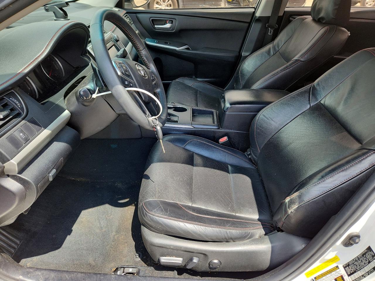 Toyota Camry Se