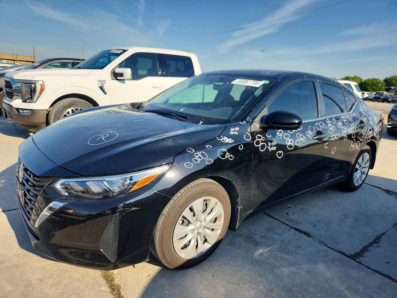 Salvage Nissan Sentra Image