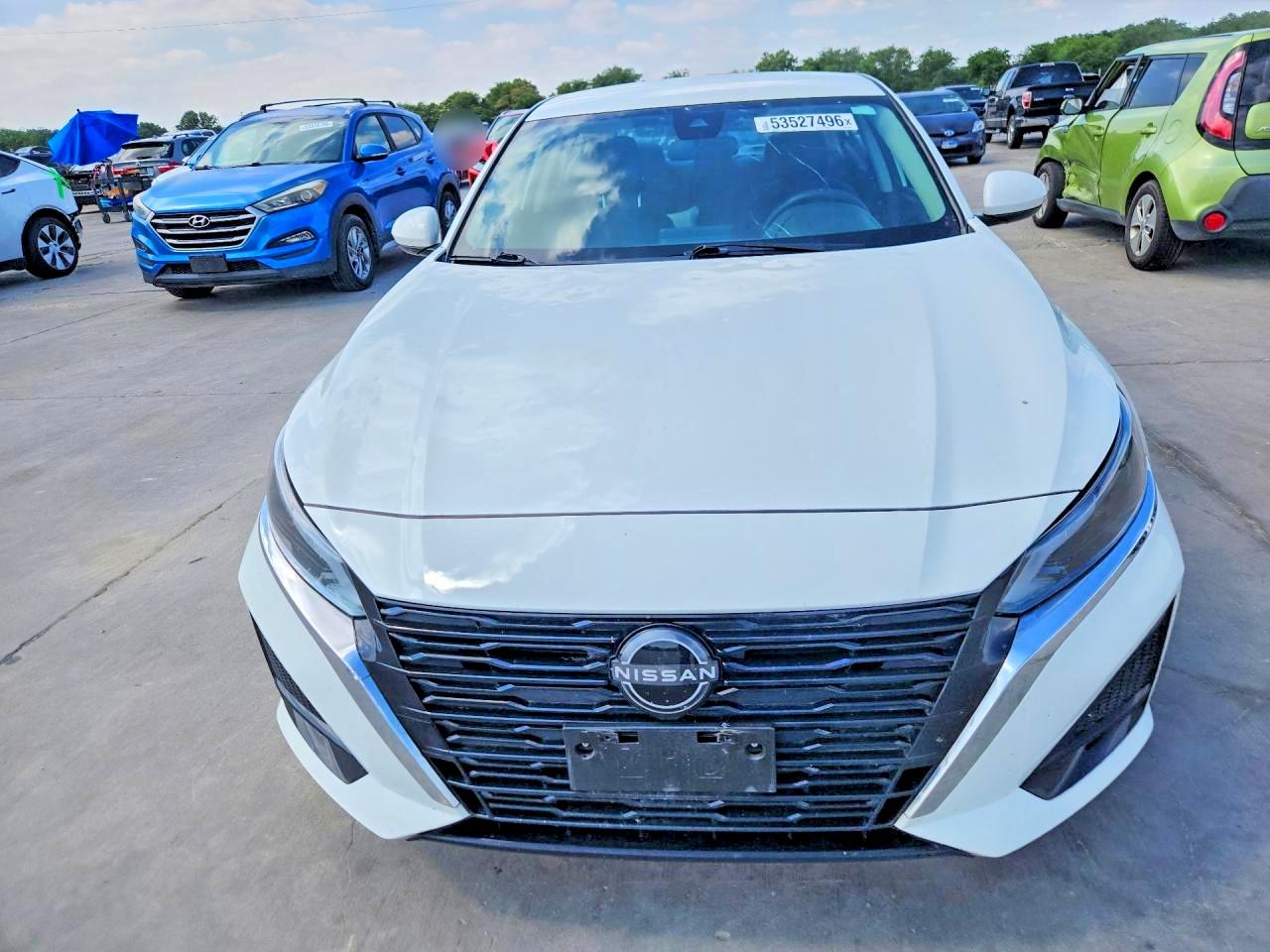 Nissan Altima S