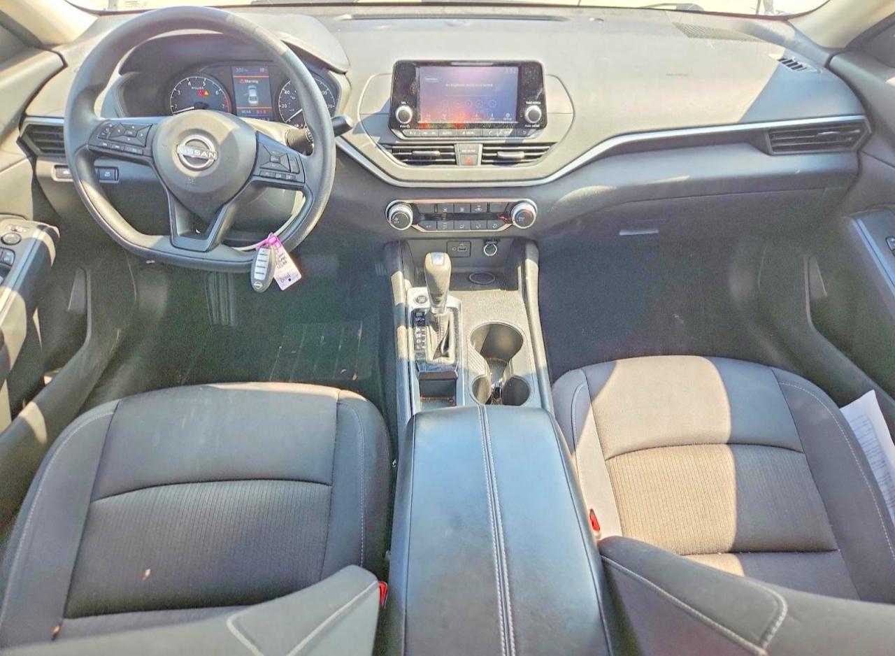 Nissan Altima S