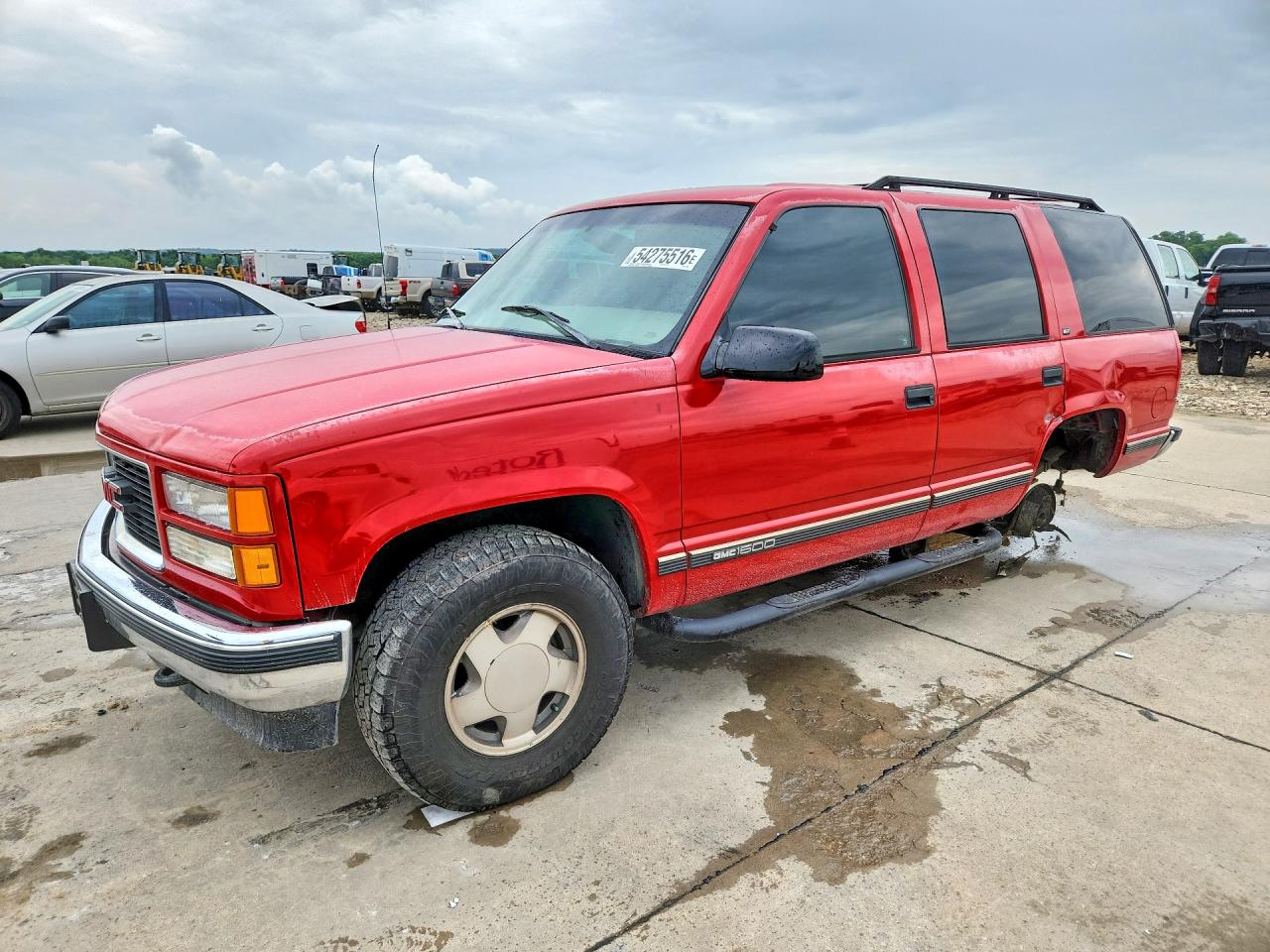 Salvage GMC Yukon Image