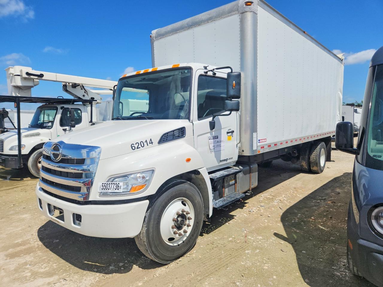 Salvage Hino 258 268 Image