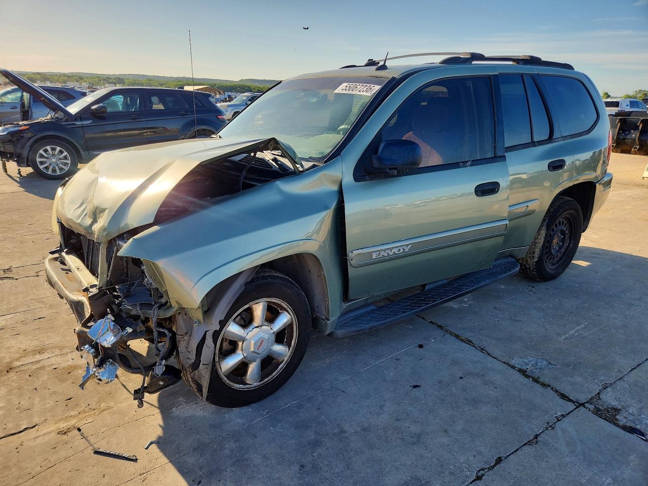Salvage GMC Envoy Image
