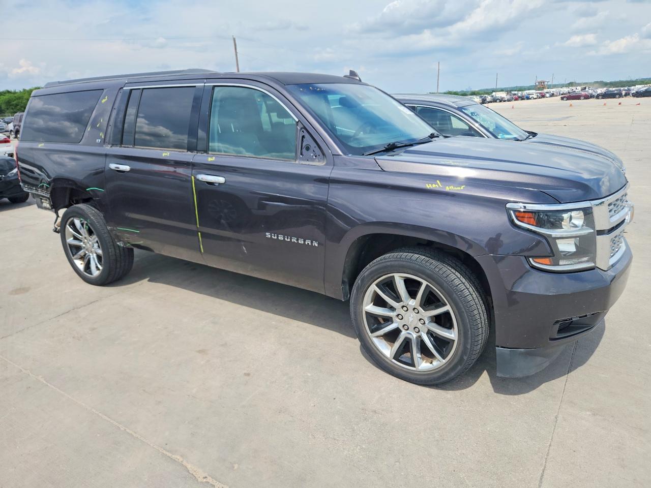 Chevrolet Suburban C1500 Lt