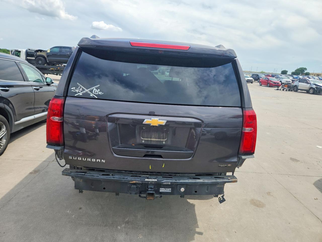 Chevrolet Suburban C1500 Lt