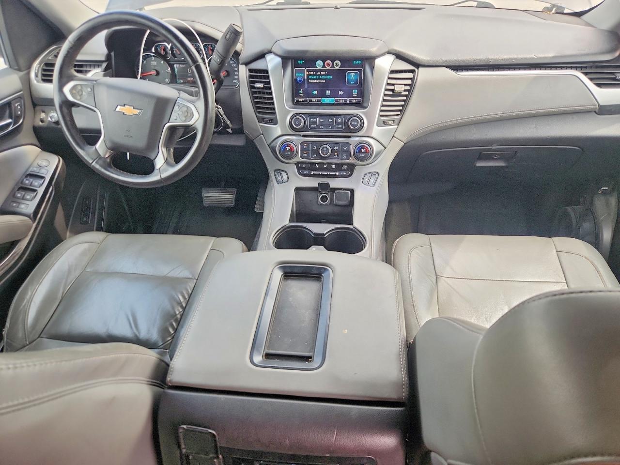 Chevrolet Suburban C1500 Lt