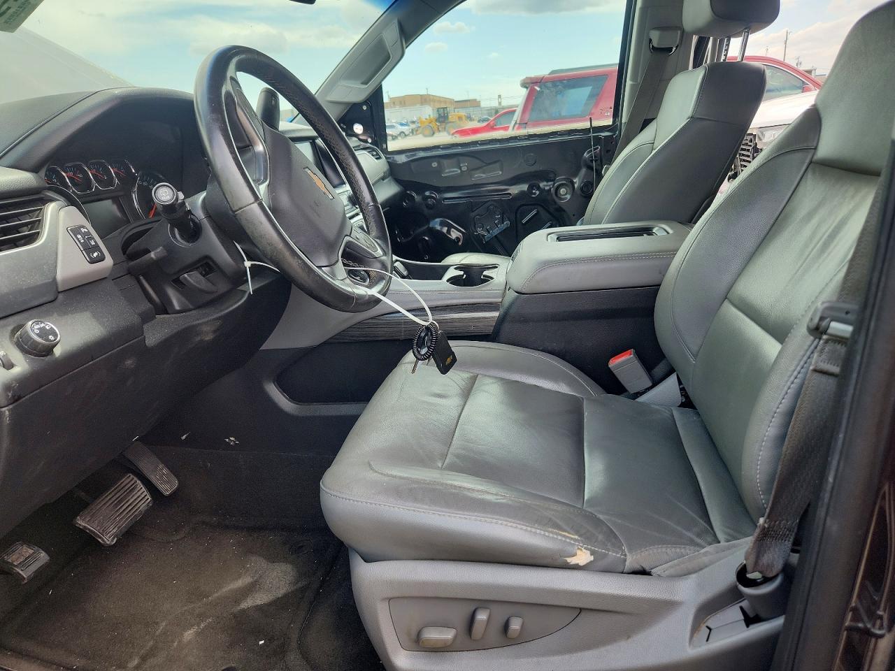 Chevrolet Suburban C1500 Lt