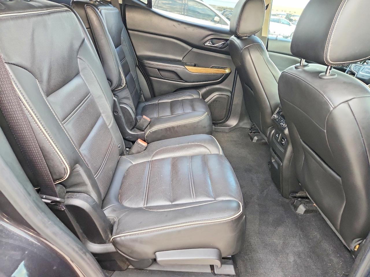 GMC Acadia Denali