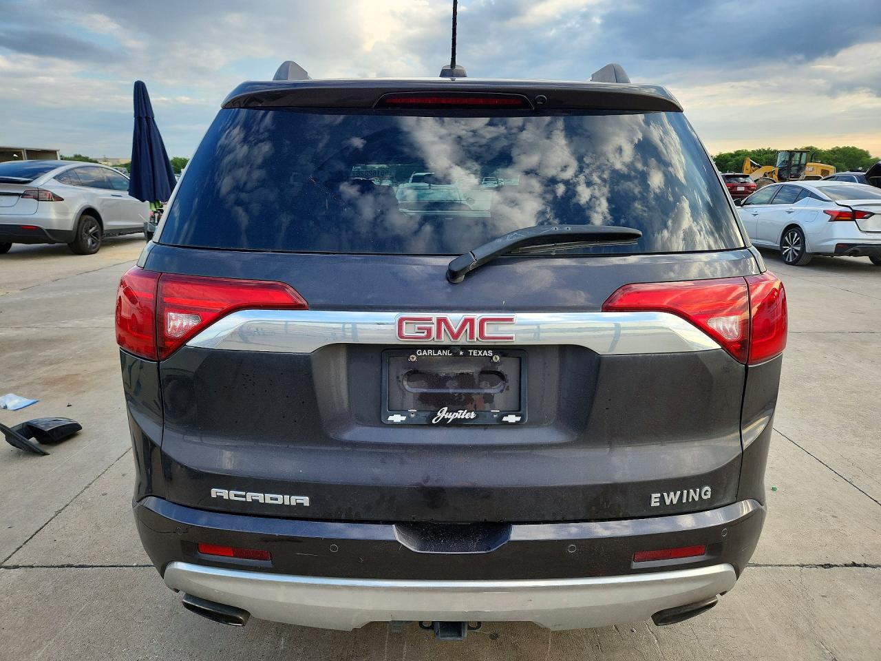 GMC Acadia Denali