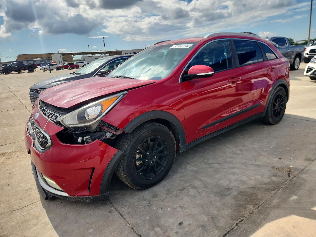 Salvage Kia Niro Image
