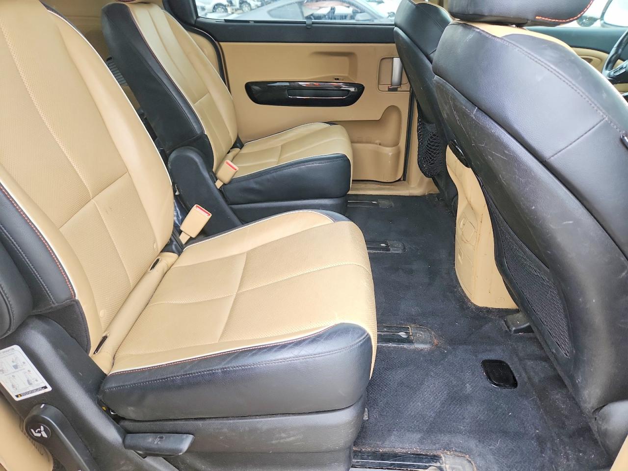 Kia Sedona Ex