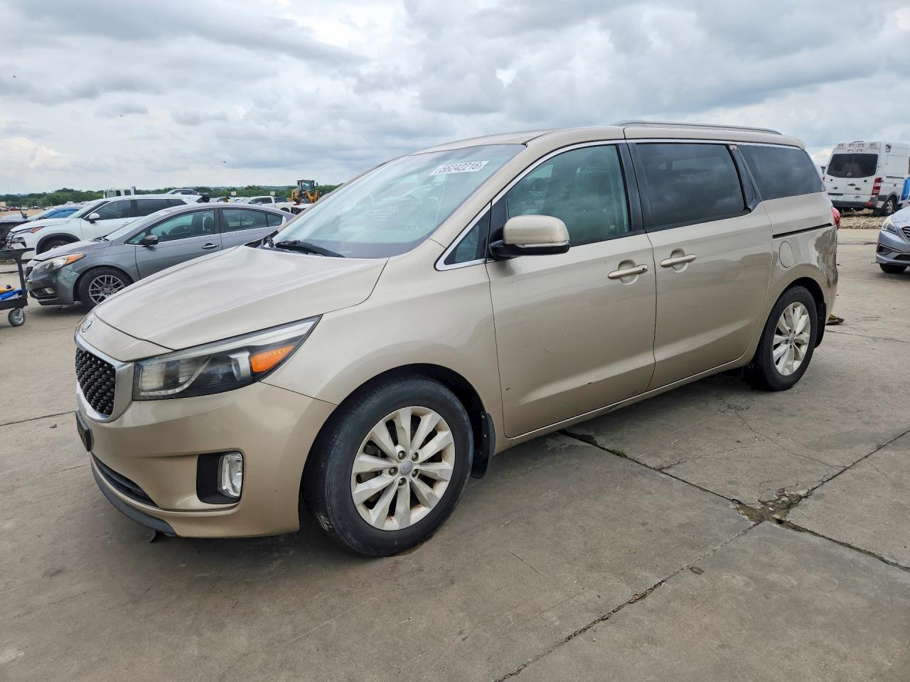 2015 Kia Sedona KNDMC5C15F6******