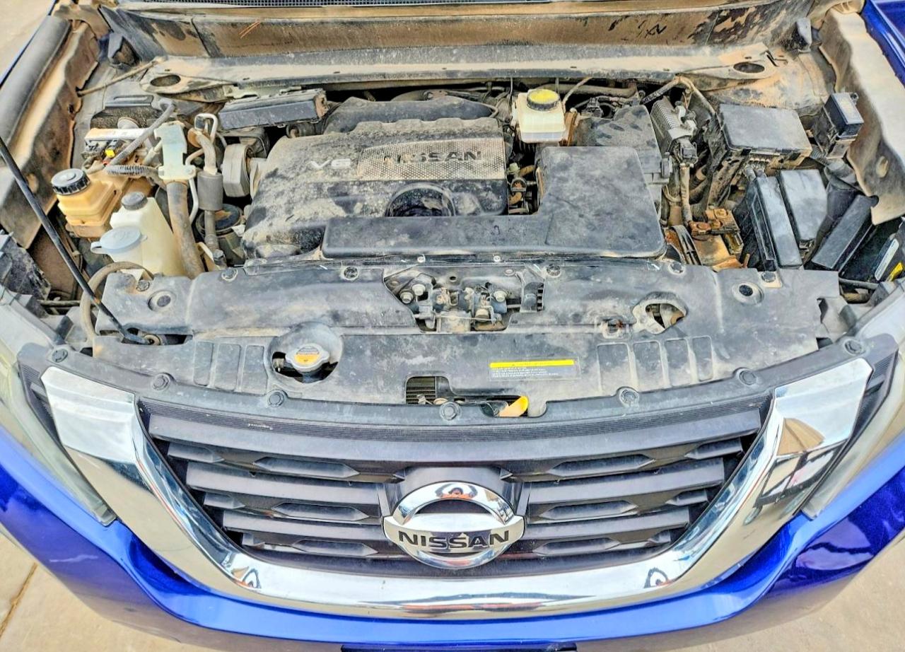 Nissan Pathfinder S