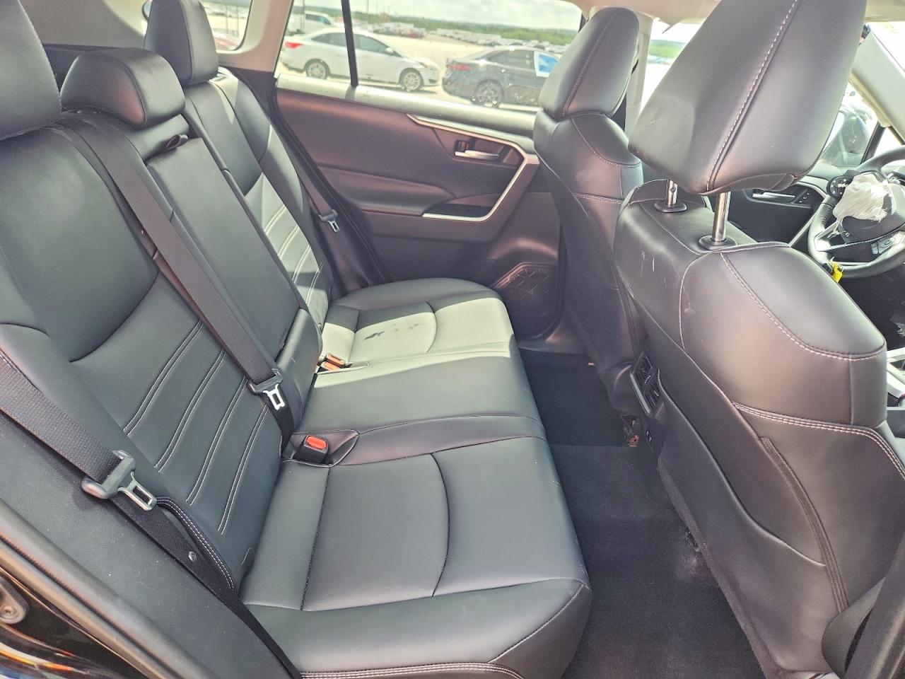 Toyota RAV4 Xle Premium